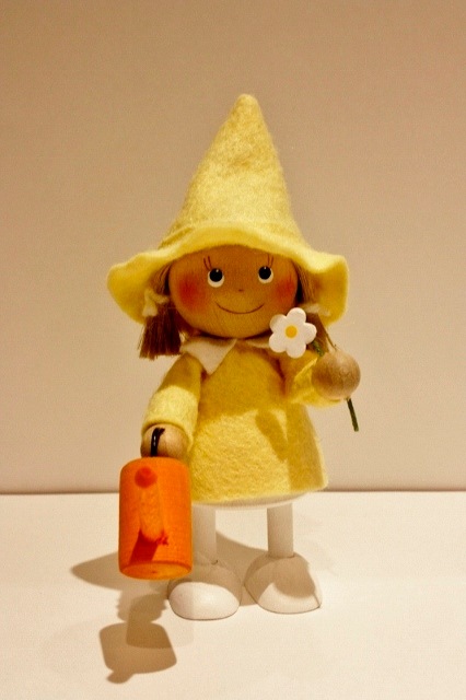 Nordic 木製人形 小人-yellow | エストニア雑貨,雑貨 | ANTIKAとモダン 