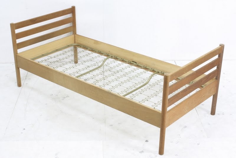 RY Mobler ハンス.J.ウェグナー オーク材 シングルベッドフレーム