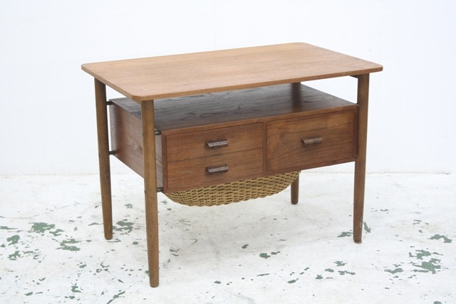 レンタル：北欧ヴィンテージ ソーイングテーブル 202003-100 | 北欧