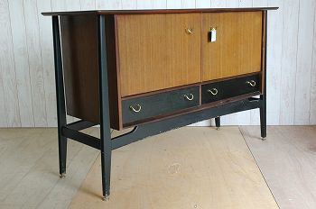 G-PLAN ヴィンテージサイドボード トラー＆ブラック（Tola＆Black）