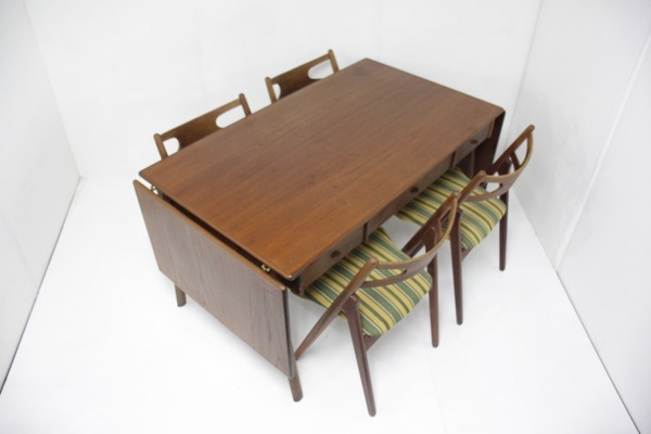 Hans J.Wegner（ハンス・ウェグナー）バタフライテーブル・CH-29