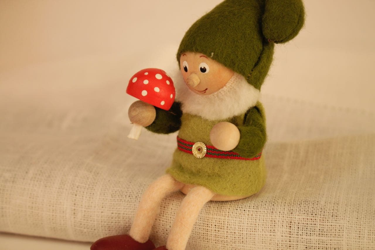 ⑤【限定5】Nordic 木製人形 小人 キノコ-B＆小人 バスケット-B 2点