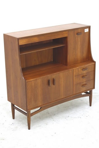 ヴィンテージ G-PLAN ブラジリアン カップボード | 湯の花ファクトリー