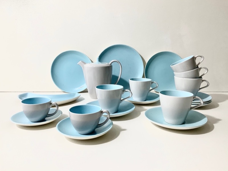 Poole Pottery（プールポタリー） Twintone／Sky Blue & Dove Grey