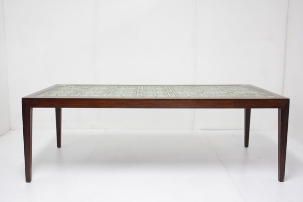 ロイヤルコペンハーゲン ハスレヴ テネラ タイルトップテーブル ヴィンテージ ロイヤルコペンハーゲン ハスレヴ テネラ タイルトップテーブル