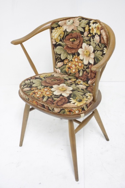 アーコールチェア② アームは牛の角の形♪ アーコール・カウホーンチェア【ERCOL / No.451