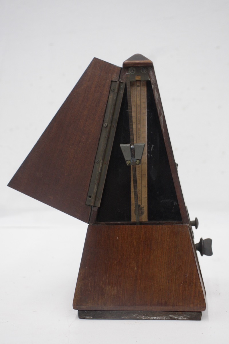 音の有る暮らし メトロノーム レトロ芸術 アンティーク5合木升の作家