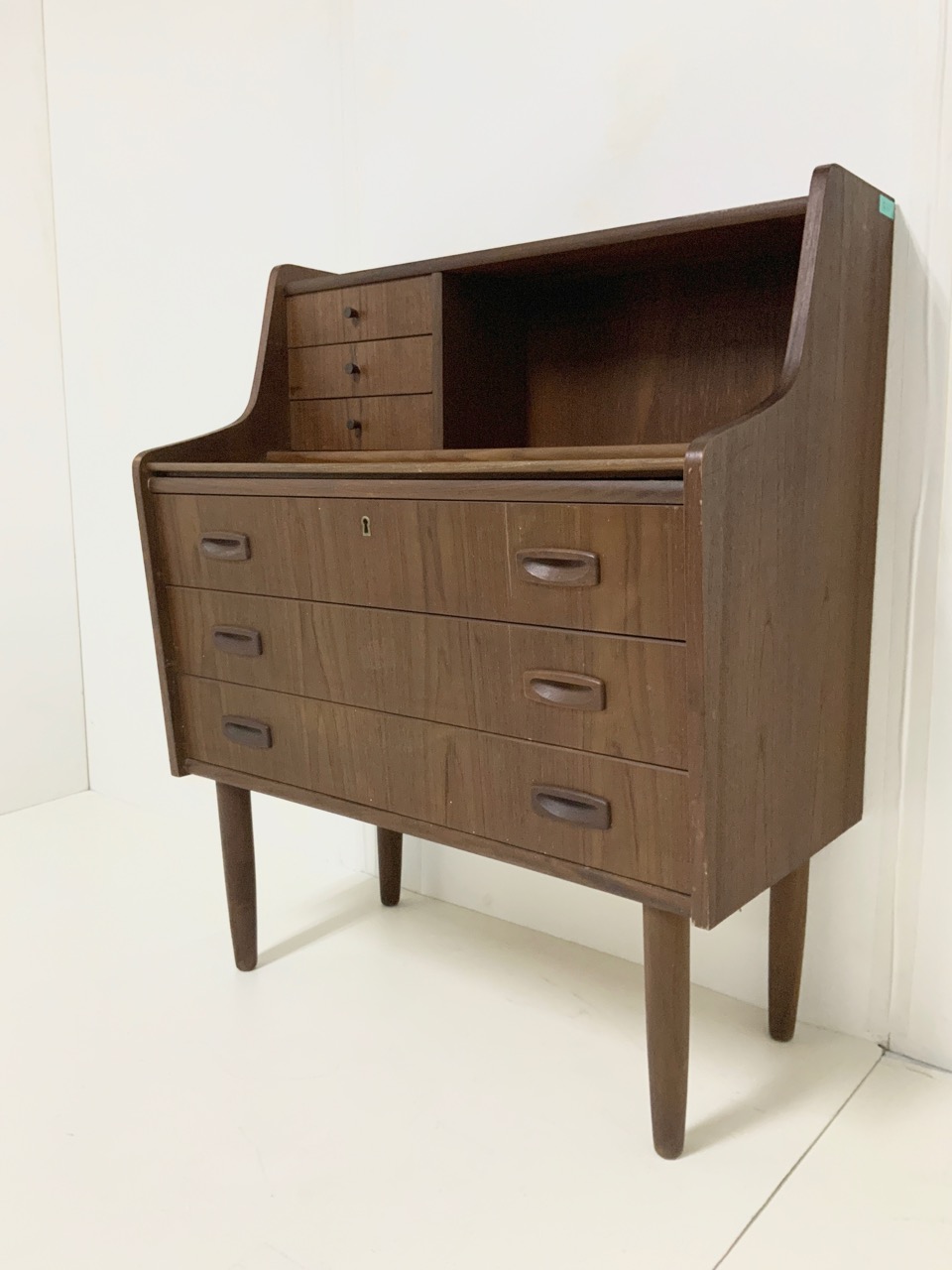 レンタル】 北欧ヴィンテージ ライティングビューロー | 湯の花