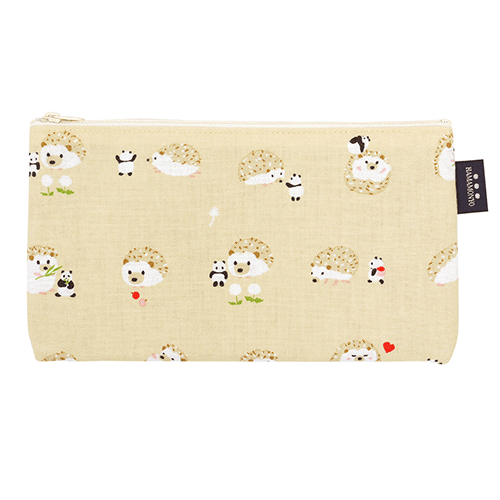 フラットポーチ　ハリネズミと豆パンダ　ベージュ