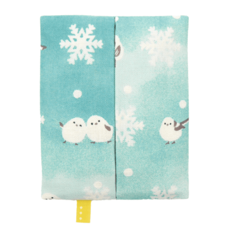 ティッシュケース　シマエナガと雪