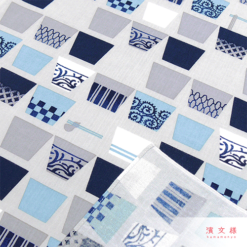 てぬぐいのはんかち　そばちょこならべ