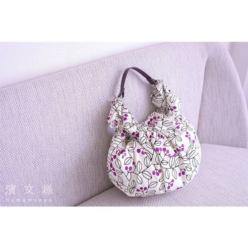 FUROSHIKIクロス　木の実