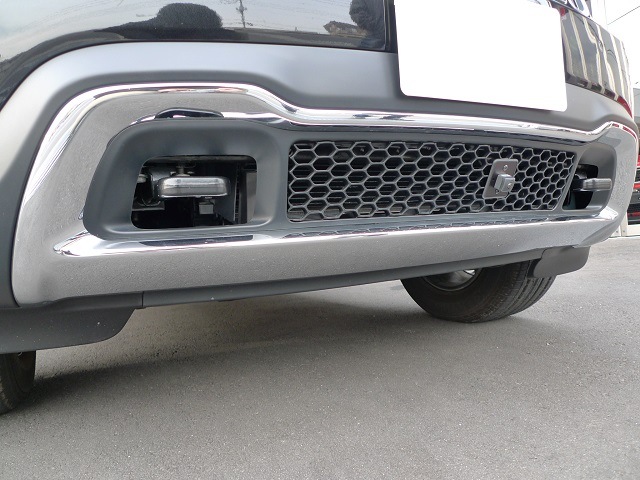 JeepWKグランドチェロキーフロントブラインドカバー グランドチェロキー WK36 WK64 JEEP ブラインドシェード