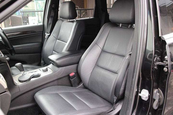 内装 カスタム施工 各メーカー 各車 レザーシート 張替え 施工 No 2 ダッジ ジープ クライスラ アメ車の専門店 充実のカスタムとサポートをご提供します パーツ通販可能です 自社輸入にて迅速にお取り寄せ可能です 新車 中古車もお任せ下さい お問い合わせ