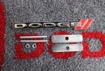 【DODGE//】　取り付けボルト＆ステー付き　社外　エンブレム|ダッジ・エンブレム|ダッジ　グッズ・アクセサリー