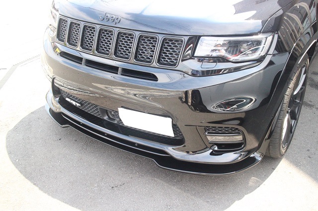 17y－ ジープ グランドチェロキー SRT8 トラックホーク対応 フロント