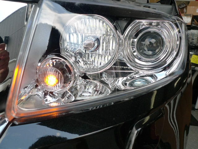 11 13ｙ ジープ グランドチェロキー ディーラー車用 ｌｅd フロント ウインカー キット Ledバルブ込 左右セット ダッジ ジープ クライスラ アメ車の専門店 充実のカスタムとサポートをご提供します パーツ通販可能です 自社輸入にて迅速にお取り寄せ可能です