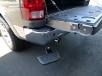 09ｙ−　ダッジ　ラムトラック　AMP製　ベッドステップ　【ベッドへの乗り降りに】　両側出しマフラー用|09-　エクステリア|ダッジ　ラム　ピックアップ・トラック