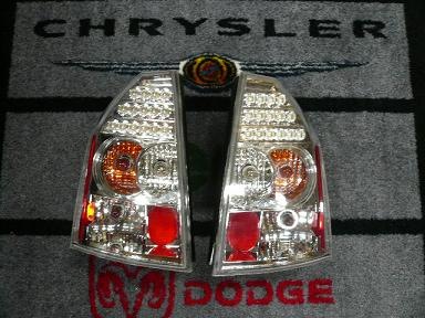 05－07y クライスラー 300C LEDテールランプ 【クリア】※日本