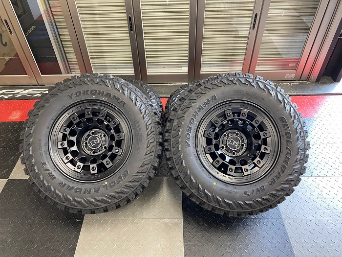 �ڸ���1���å��ò���07���ݡ�JK/JL����󥰥顼��/JT������ǥ�����������50km���ѤΤߡ�BLACK RHINO FUJI  17����� �� M/T������ 4�ܥ��å�
