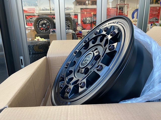 07���ݡ������ס���󥰥顼/20���ݡ�����ǥ�����������17��������ۥ����롡��BLACK RHINO���ƣգʣɡۢ�����ñ������������������