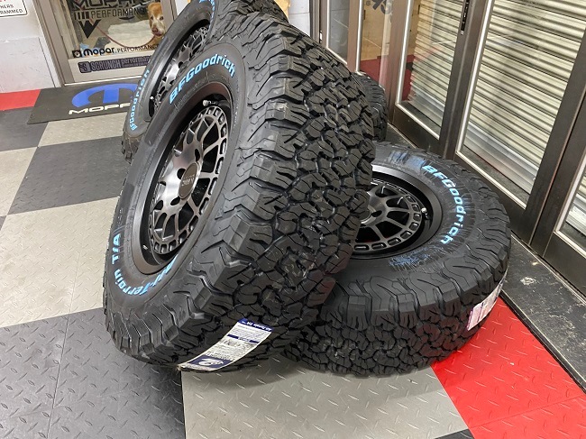 �ڸ��ꥻ�å��ò��������åȤΤߴ��佪λ��07���ݡ������ס���󥰥顼���ǥ����顼��/�ָ��б���KM719��CANYON 17������ۥ���������� BFG������ƥ졼�� 4�ܥ��å�