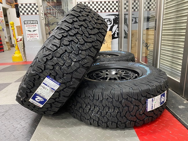 �ڸ��ꥻ�å��ò��������åȤΤߴ��佪λ��07���ݡ������ס���󥰥顼���ǥ����顼��/�ָ��б���KM719��CANYON 17������ۥ���������� BFG������ƥ졼�� 4�ܥ��å�