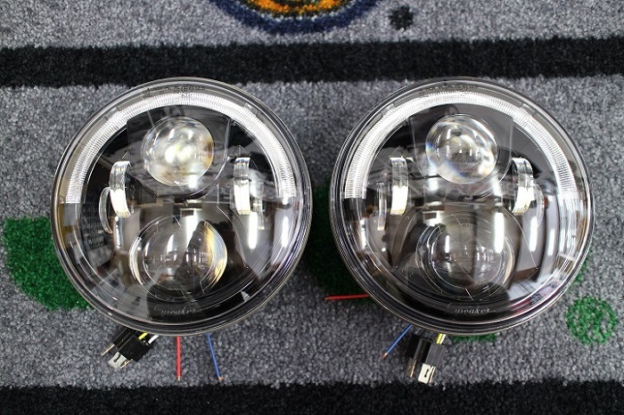 07ｙ ジープ ラングラー J W Speaker製 Led ヘッドライト デイライト スモールライト 付き ダッジ ジープ クライスラ アメ車の専門店 充実のカスタムとサポートをご提供します パーツ通販可能です 自社輸入にて迅速にお取り寄せ可能です 新車 中古車もお