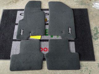 12y－ ジープ コンパス 純正 フロアマット 【プレミアムタイプ