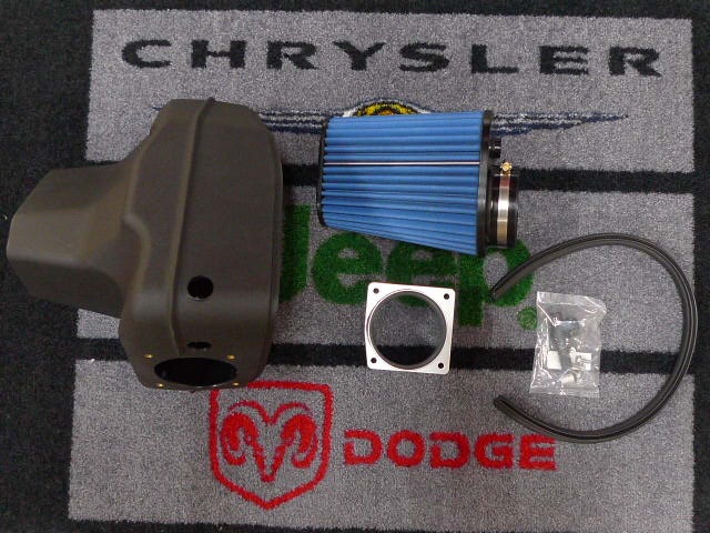 12���ݡ����饤���顼��300/300C��MOPAR�ѥե����ޥ󥹡�SRT8 6.4L�ѡ�����ơ��������ƥ�