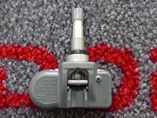 06��10���������ס����ޥ������������TPMS/������ץ�å��㡼����˥������󥵡������¹Լ֤����ءۡ���1��ñ��