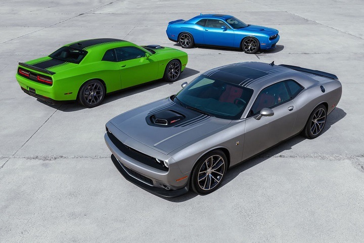 2015����DODGE CHALLENGER ���å��������󥸥㡼����6/V8���ƥ��졼�ɡ�͢����ǽ�����ּ��ա�