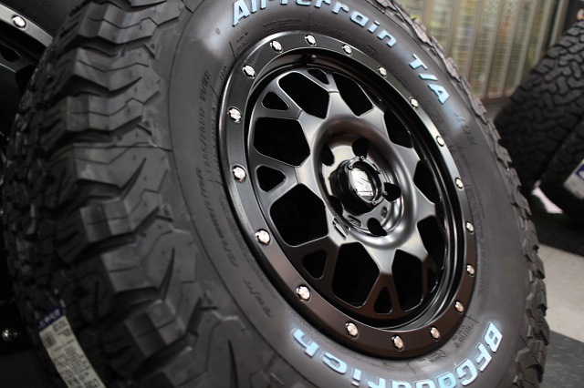 �ڸ��ꥻ�å��ò���07���ݡ������ס���󥰥顼��XJ04 ���ƥ�֥�å� 17������ۥ����������BFG������ƥ졼�� ���ܥ��å�