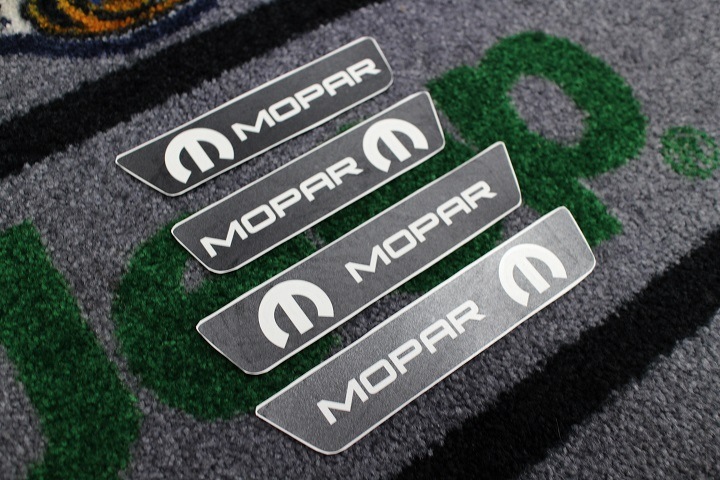 �ڥ��ƥå����ۡ�2008��2014��ǥ롡���å��������󥸥㡼���ե���� & �ꥢ�������ɥޡ������ѡ�MOPAR ��������������