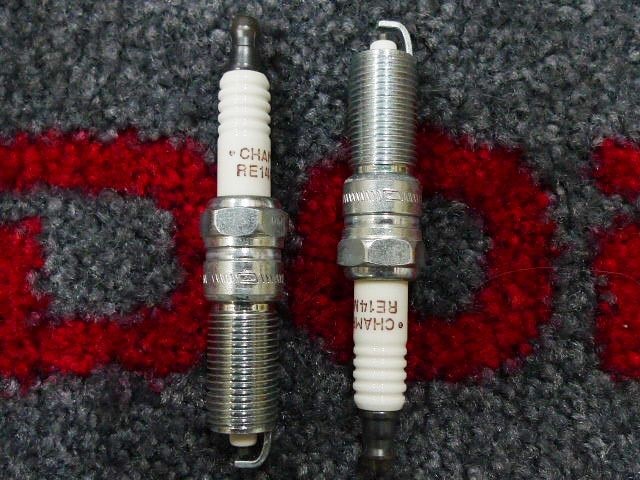 05��10y�����饤���顼��300/300C��MOPAR���������ѡ����ץ饰�������ܥ��åȡ���5.7L/6.1L���󥸥��ѡ�