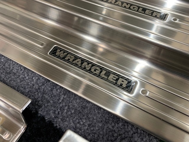 18���ݡ������ס���󥰥顼�����ƥ�쥹���磻�ɥ����ס��ɥ�����ץ졼��  4�ɥ��ѡ���WRANGLER�����ܥ������