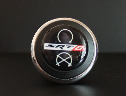 �����ʡ����󥸥󡡥ץå���ܥ���ǥ����롡��SRT8�����ۤΤߡ���MOPAR�����ϴ��䤷�ޤ���