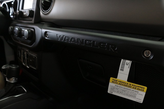 �����ʡ������� �����Хå�������������٥�