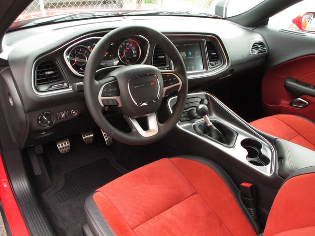 2015����DODGE CHALLENGER ���å��������󥸥㡼����6/V8���ƥ��졼�ɡ�͢����ǽ�����ּ��ա�
