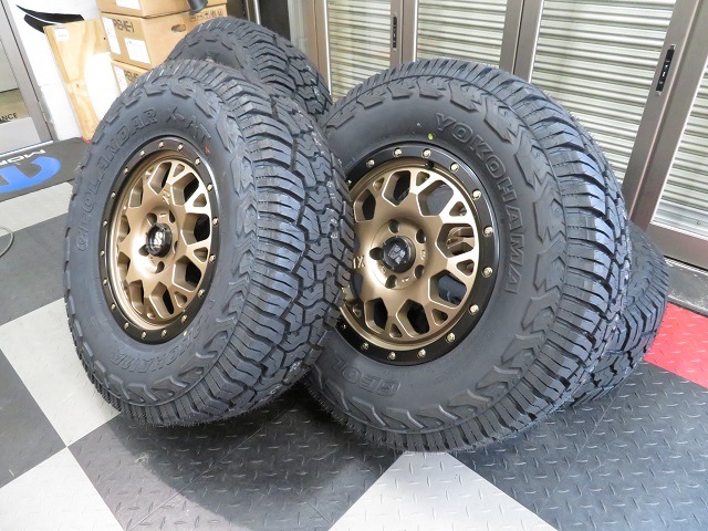 �ڸ��ꥻ�å��ò���18���ݡ������ס���󥰥顼��XJ04 �ޥåȥ֥��� 17����� �ۥ����������YOKOHAMA������ ���ܥ��å�