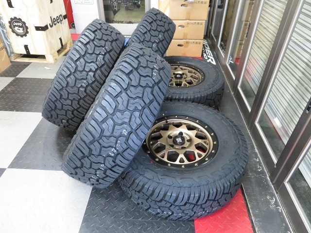 �ڸ��ꥻ�å��ò���18���ݡ������ס���󥰥顼��XJ04 �ޥåȥ֥��� 17����� �ۥ����������YOKOHAMA������ ���ܥ��å�
