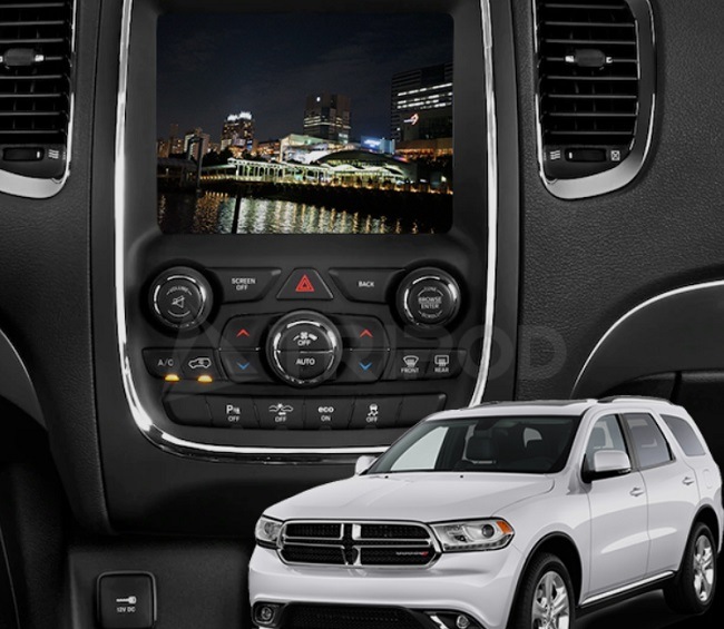2017y�ݡ�Apple CarPlay�ա�Uconnect 8.4�������ܼ�ξ HDMI������ ��AV���󥿡��ե�����