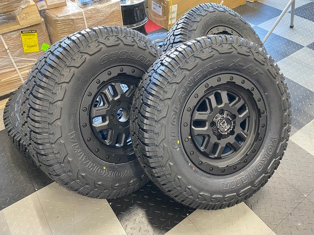 �ڸ���1���å��ò���07���ݡ������ס���󥰥顼��BLACK RHINO/BARSTOW��17��������ۥ���������ʥ襳�ϥޥ����䡡������ƥ졼�� ���ܥ��å�