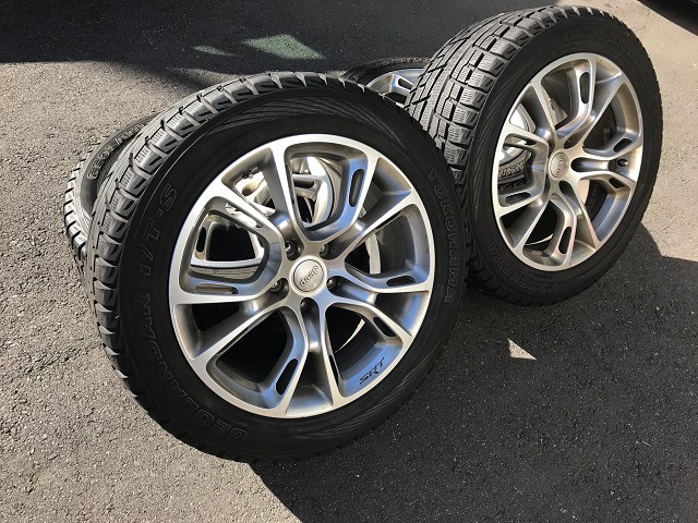 JEEP グランドチェロキー SRT8 20インチ ホイール 新古品 スタッドレス タイヤ 4本セット ジープ グラチョロ JEEP グランドチェロキー SRT8 20インチ ホイール 新古品 スタッドレス