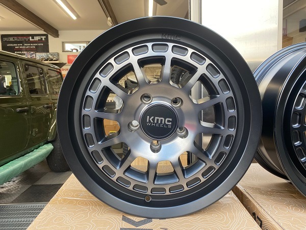 07���ݡ������ס���󥰥顼��17��������ۥ����롡��KMC CANYON  Wheel�ۢ�����ñ��  �����顼/����������
