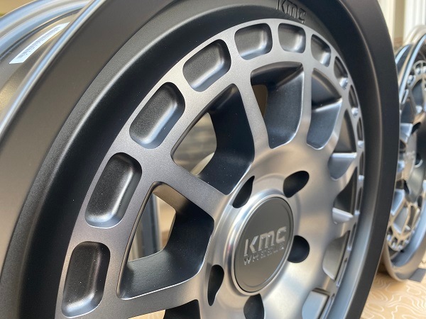 07���ݡ������ס���󥰥顼��17��������ۥ����롡��KMC CANYON  Wheel�ۢ�����ñ��  �����顼/����������