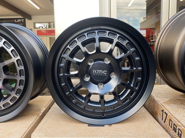07���ݡ������ס���󥰥顼��17��������ۥ����롡��KMC CANYON  Wheel�ۢ�����ñ��  �����顼/����������