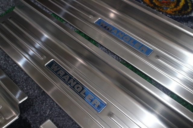 �ں߸������ò��������åȡ�18���ݡ������ס���󥰥顼�����ƥ�쥹�����磻�ɥ����ס��ɥ�����ץ졼��  4�ɥ��ѡ��ڥ֥�å� WRANGLER������