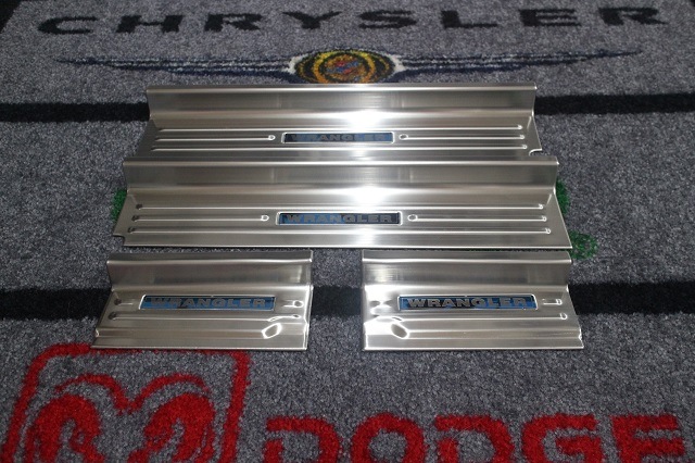 �ں߸������ò��������åȡ�18���ݡ������ס���󥰥顼�����ƥ�쥹�����磻�ɥ����ס��ɥ�����ץ졼��  4�ɥ��ѡ��ڥ֥�å� WRANGLER������