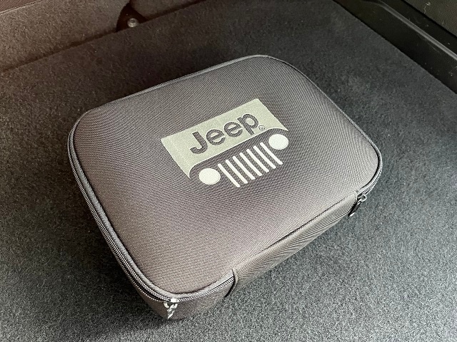 �ڴ���ۡ������ʡ������ס�Jeep�����������ȥ졼�����Хå���(�ѥå�����)